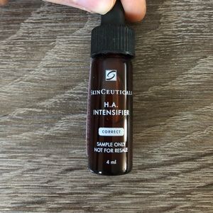 SkinCeutical HA Intensifier Sample